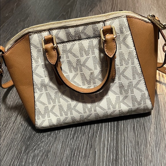 Michael Kors Brown and Cream Logo Satchel - Picture 5 of 9